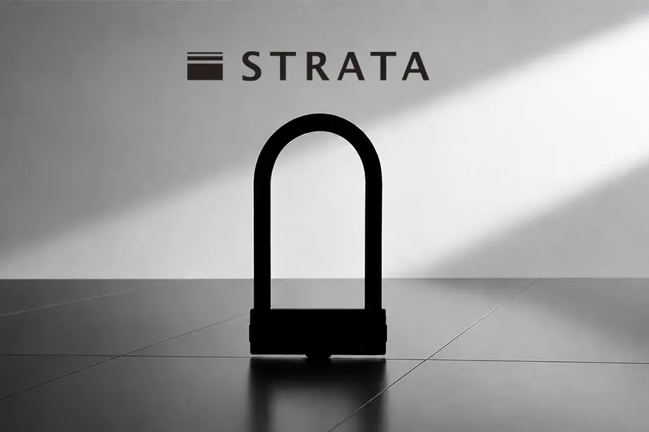 光が差し込む空間に置かれたSTRATAのU字ロック